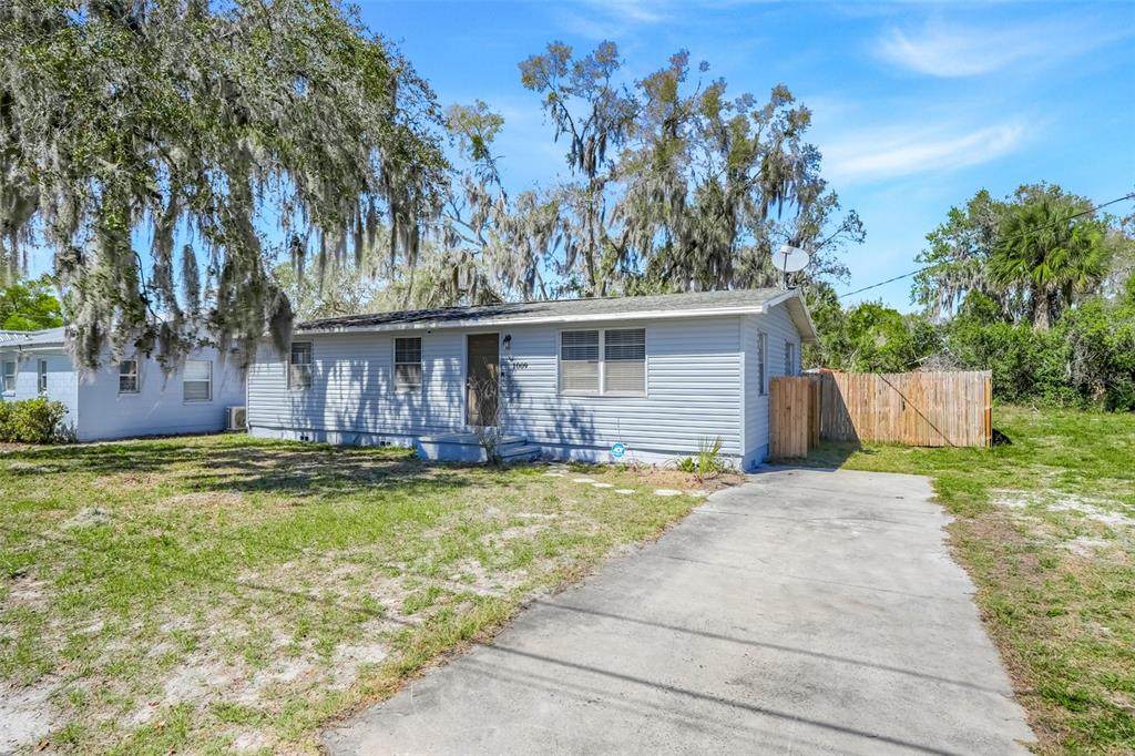 1009 Hazzard Avenue - Photo 1