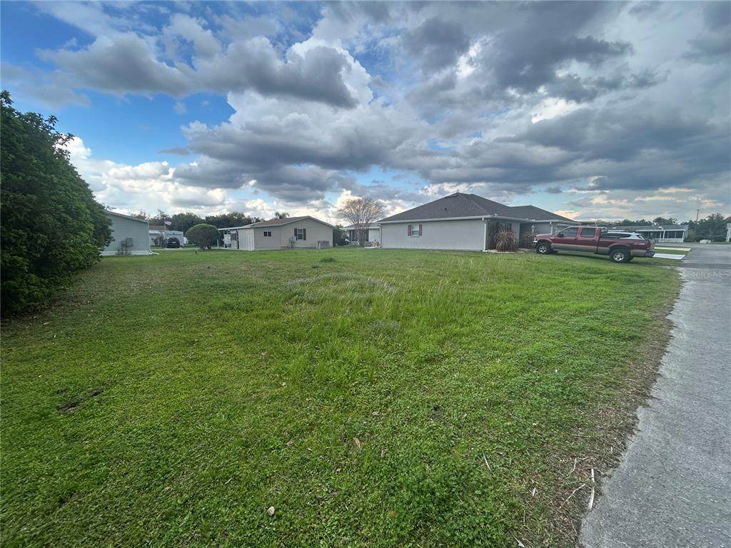 5198 Oxford Court - Photo 1