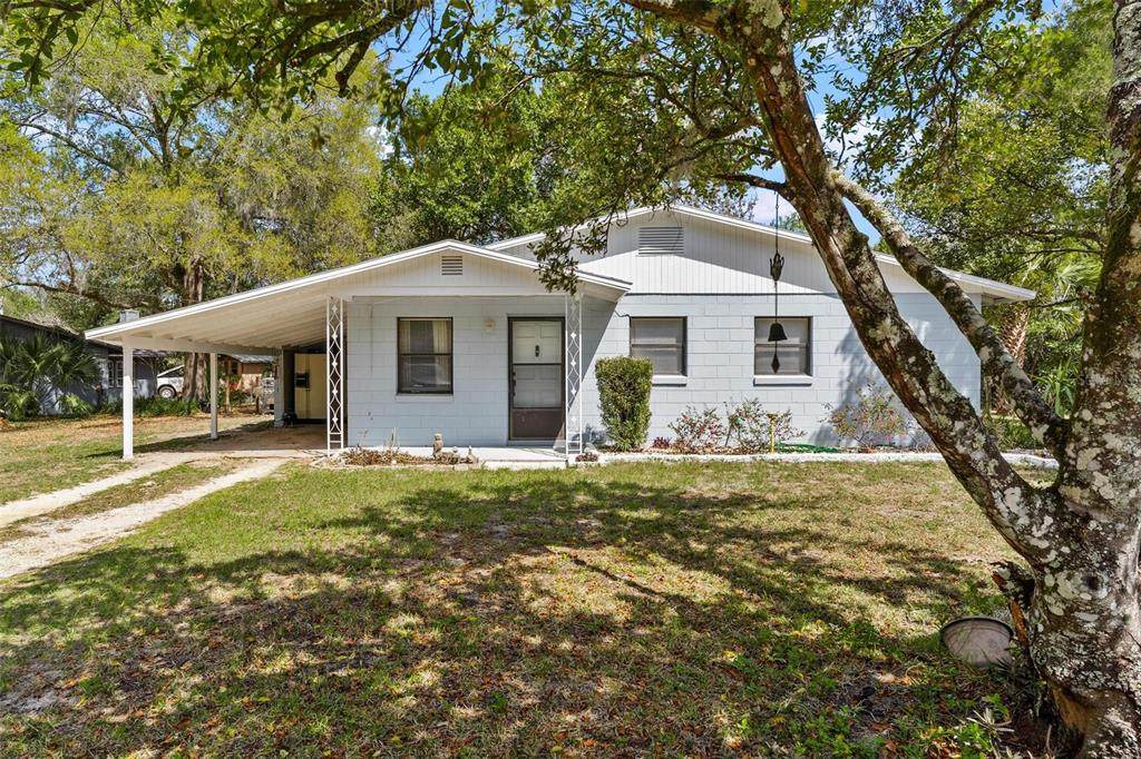 501 Poinsettia Avenue - Photo 1