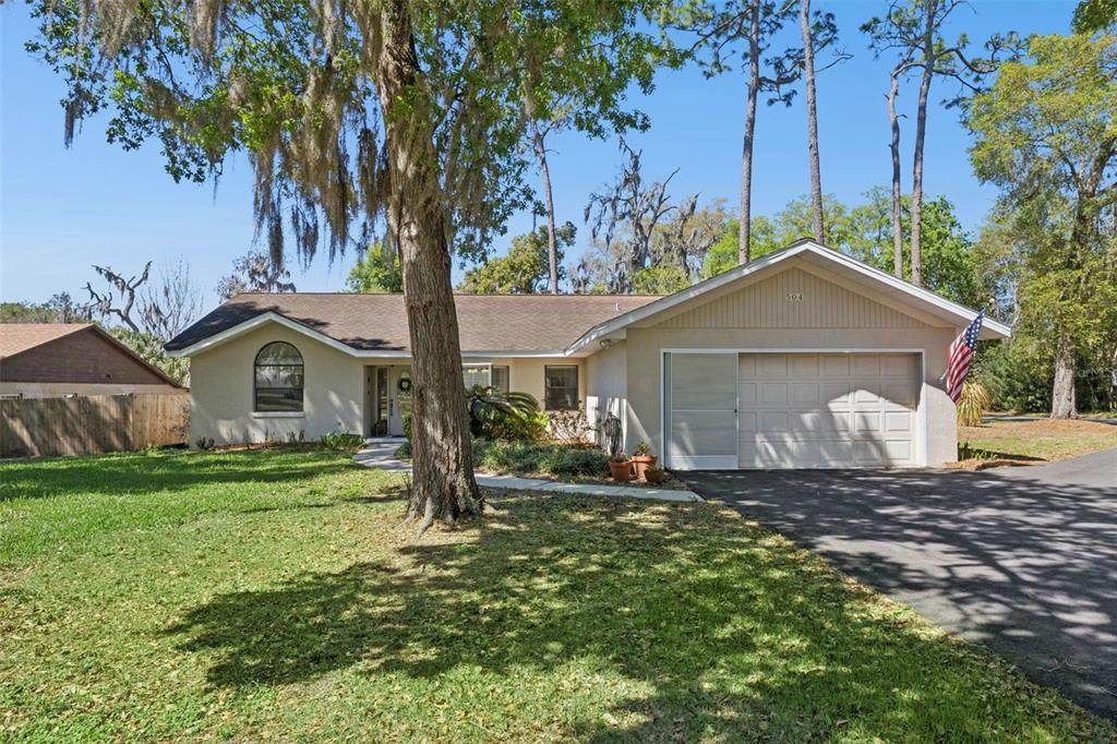 504 County Road 468 - Photo 1