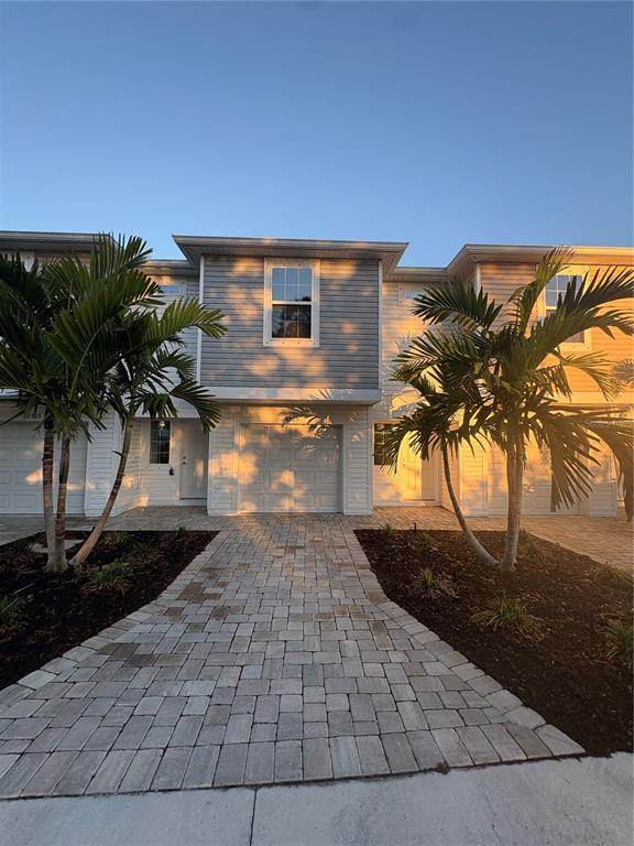 2525 6TH AVENUE Drive - Photo 1