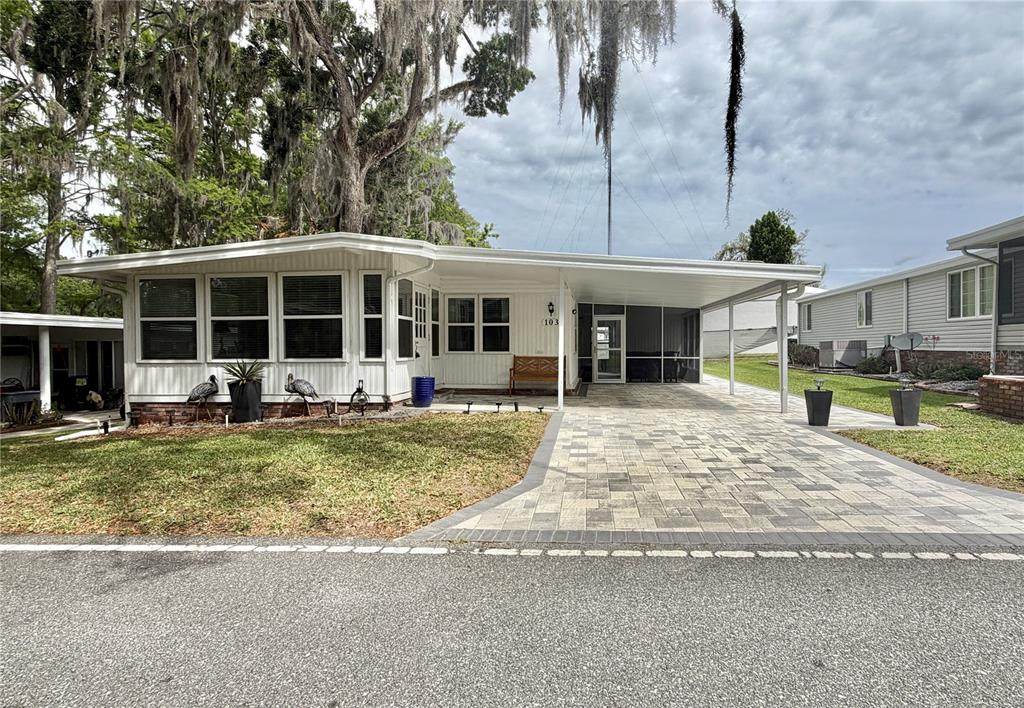 103 Royal Palm Drive - Photo 1