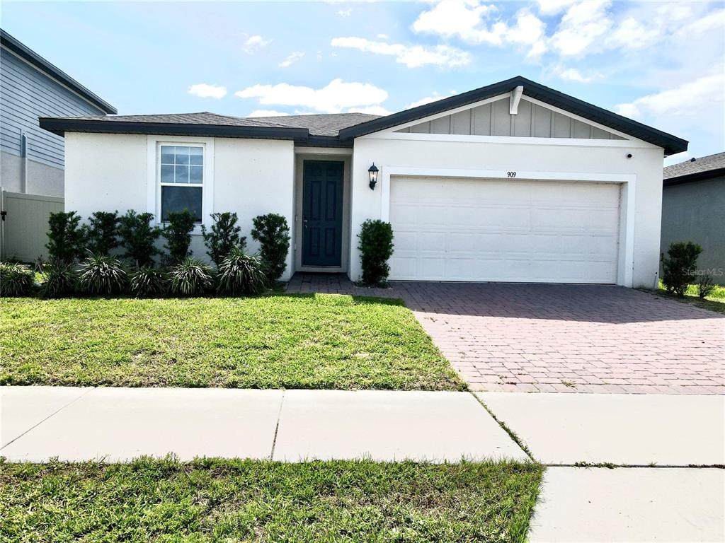 909 Cambridge Drive - Photo 1