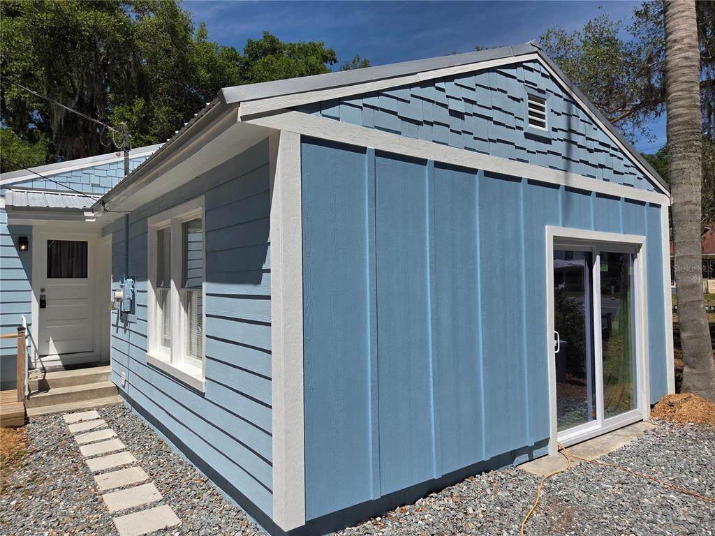 112 Dixie Avenue - Photo 1