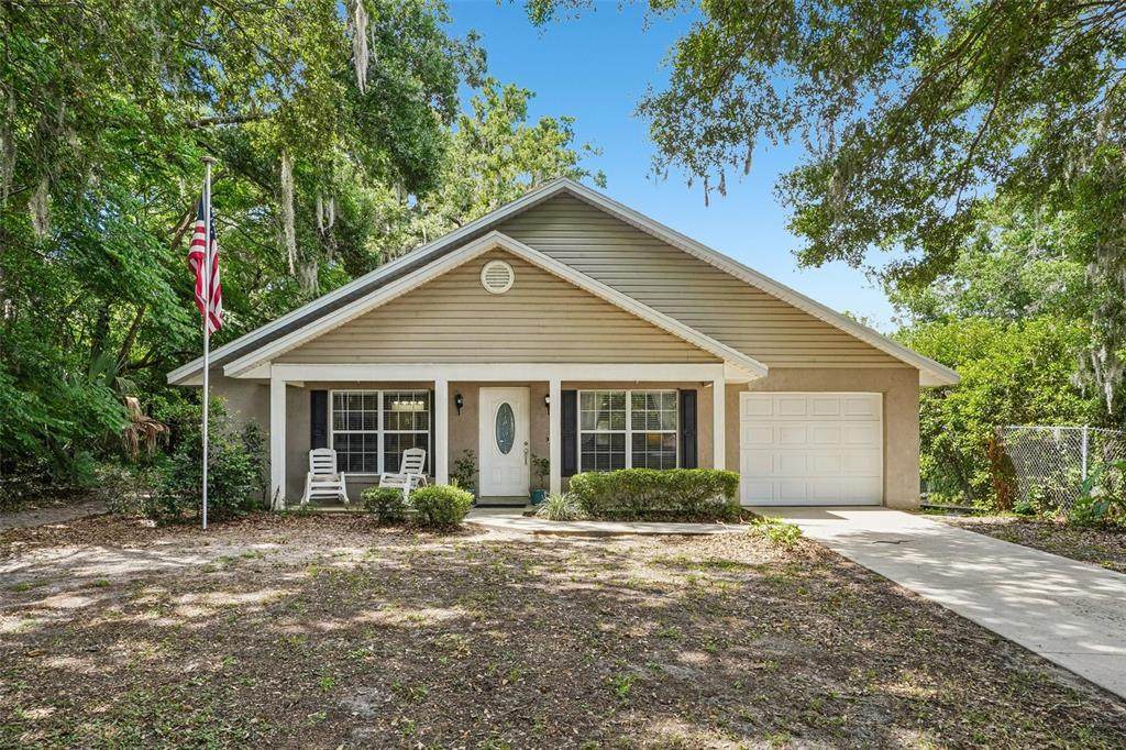 1274 Palmetto Circle - Photo 1