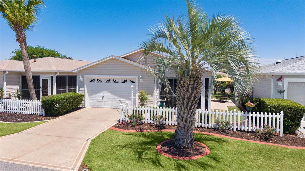 2437 Southern Oak Street - Photo 1