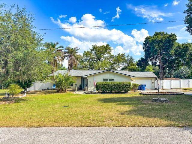 121 E Pine St - Photo 1
