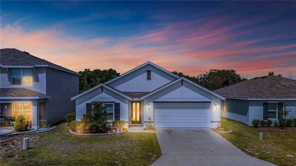 8669 Triumph Circle - Photo 1