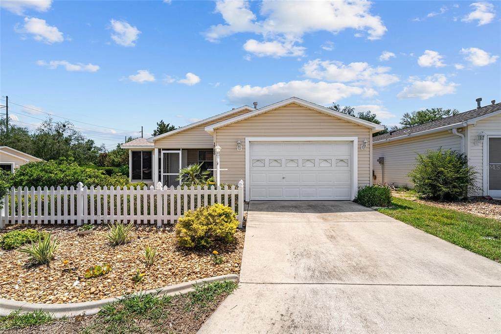 17300 93RD HEYWARD Avenue - Photo 1