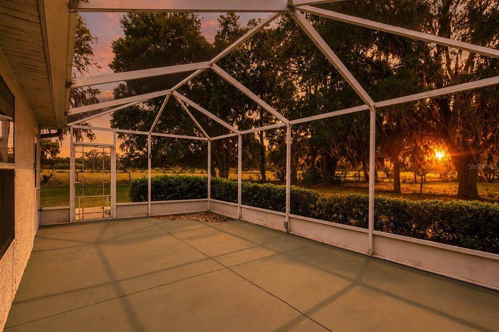 2993 Poplar Avenue - Photo 1