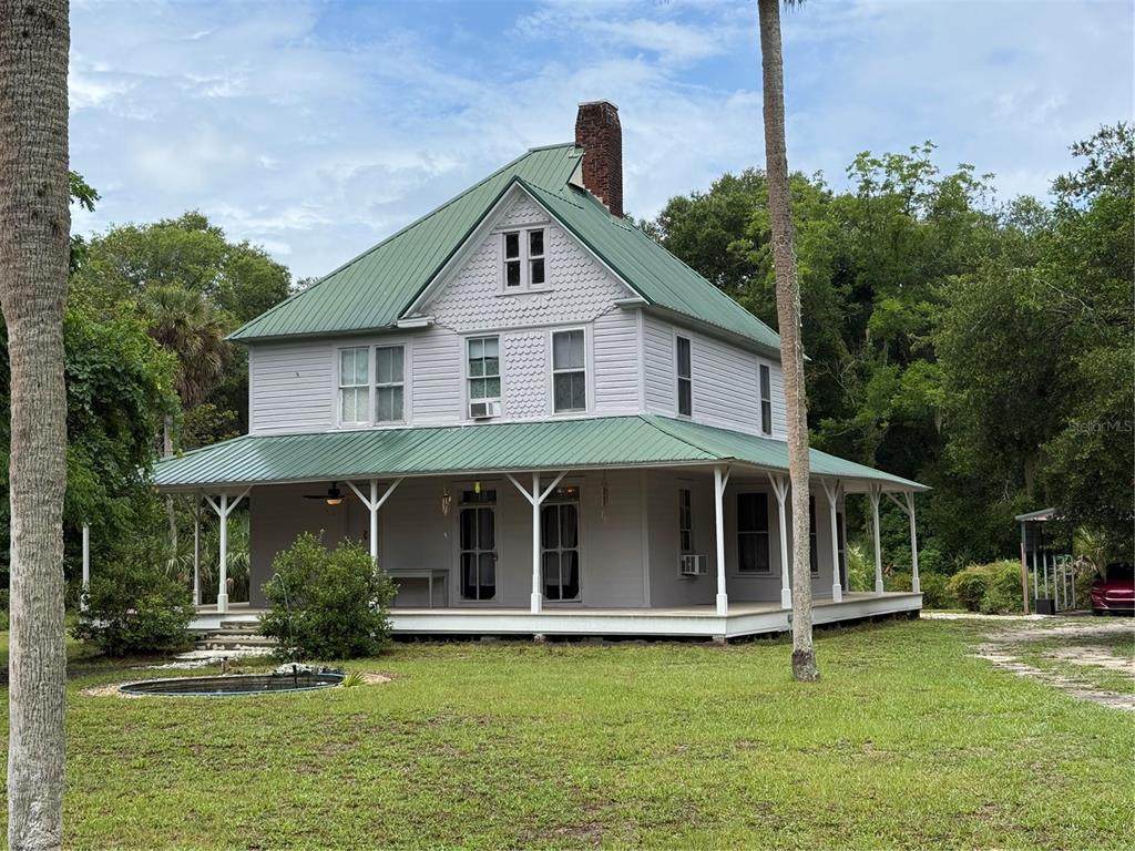 110 Volusia Avenue - Photo 1
