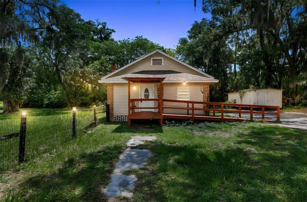 1921 8TH Road - Photo 1