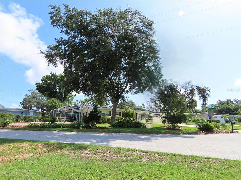 787 Waterview Drive - Photo 1