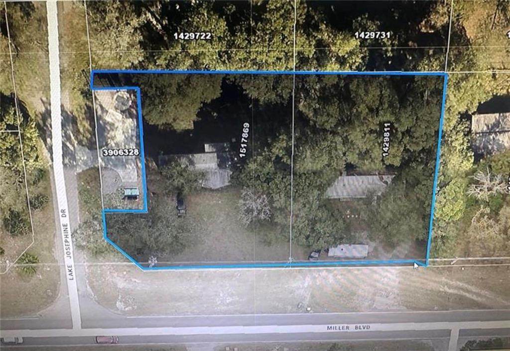 1629 Miller Boulevard - Photo 1