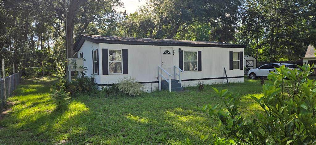 45627 Pennsylvania Street - Photo 1