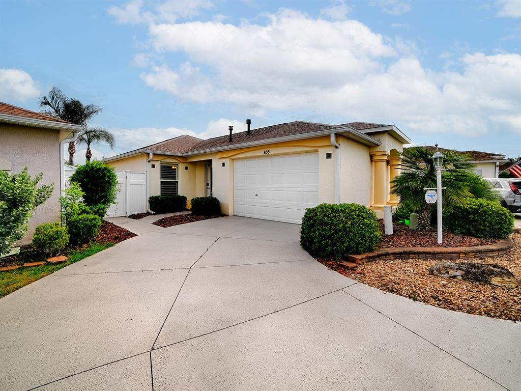 435 Carlisle Court - Photo 1