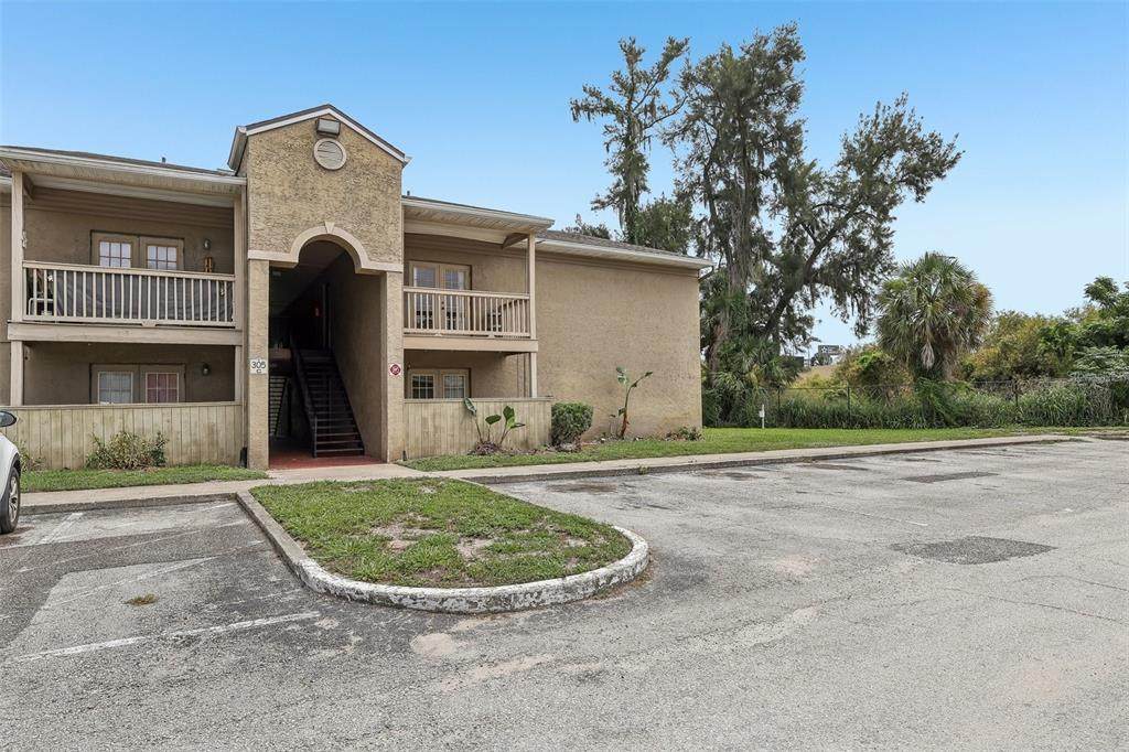 305 Wymore Road - Photo 1