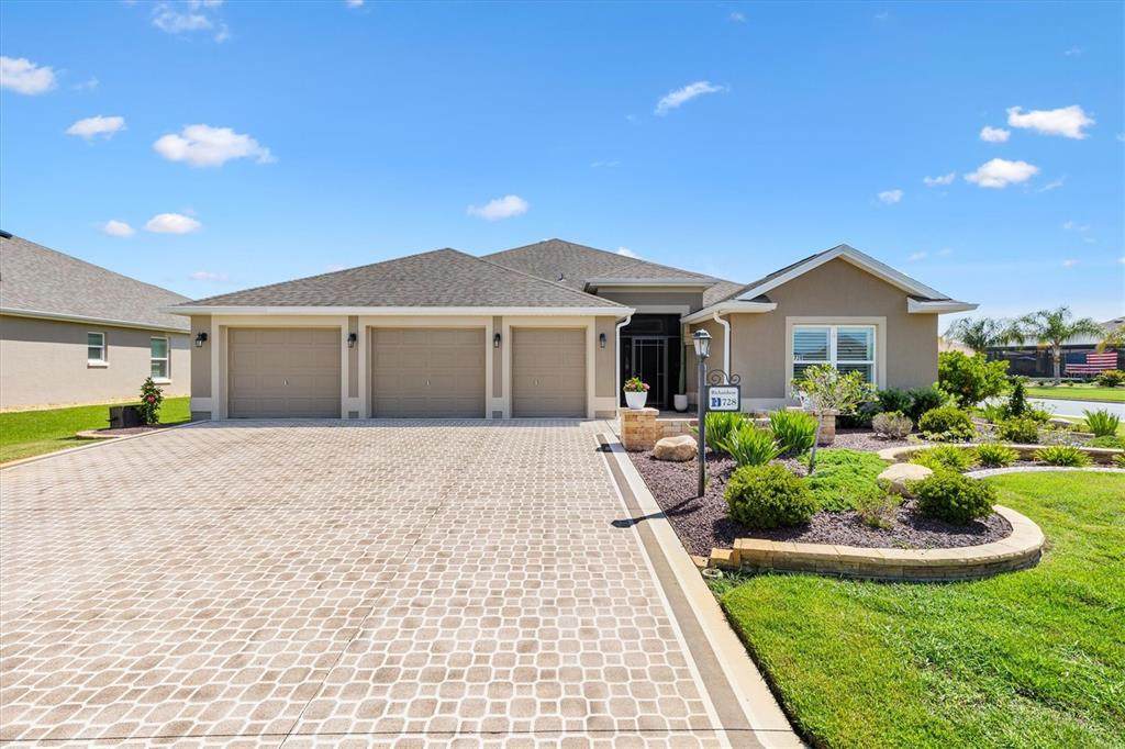 728 Congaree Loop - Photo 1