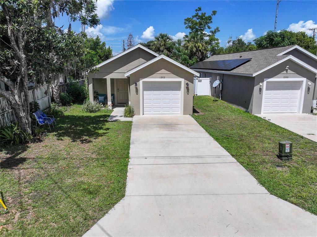 1202 Dewey Street - Photo 1