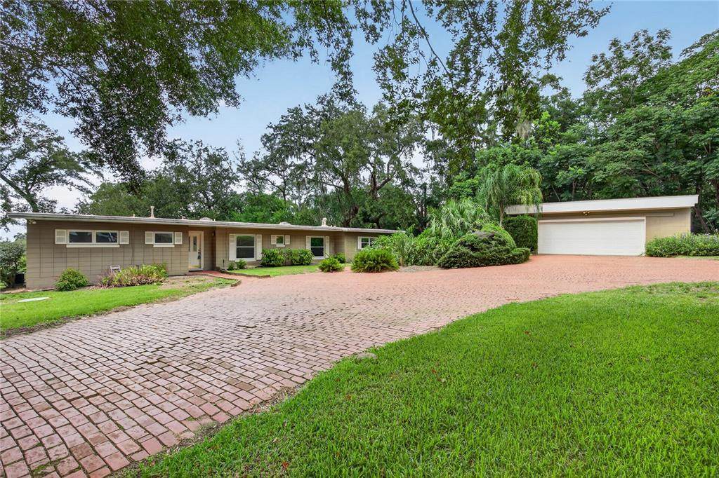 2435 Broadvue Ave - Photo 1