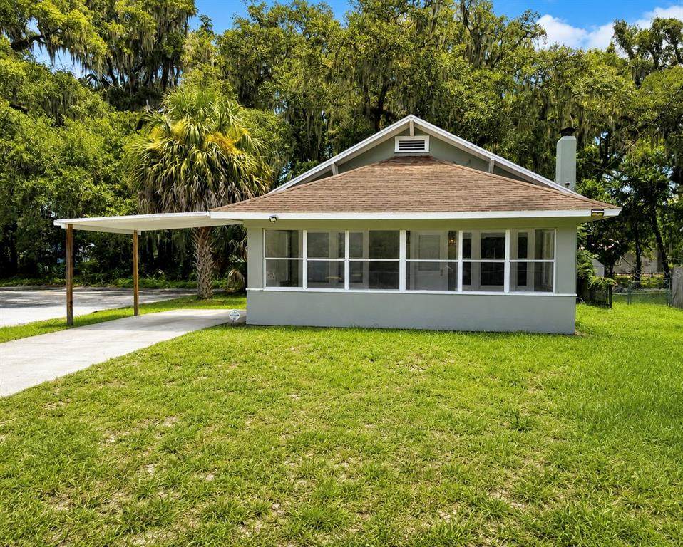 712 Mckenzie Street - Photo 1