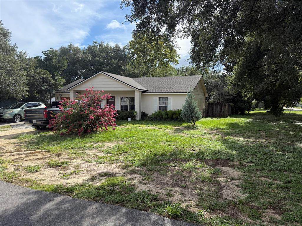 10 Berry Drive - Photo 1