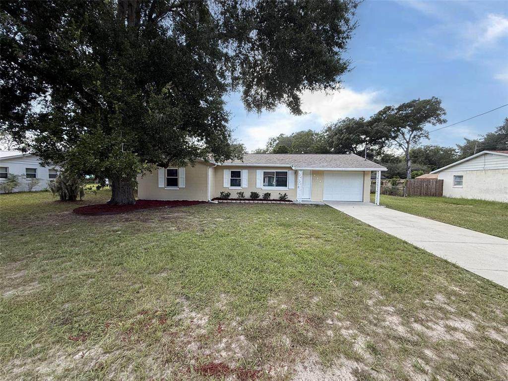 904 Hickory Avenue - Photo 1