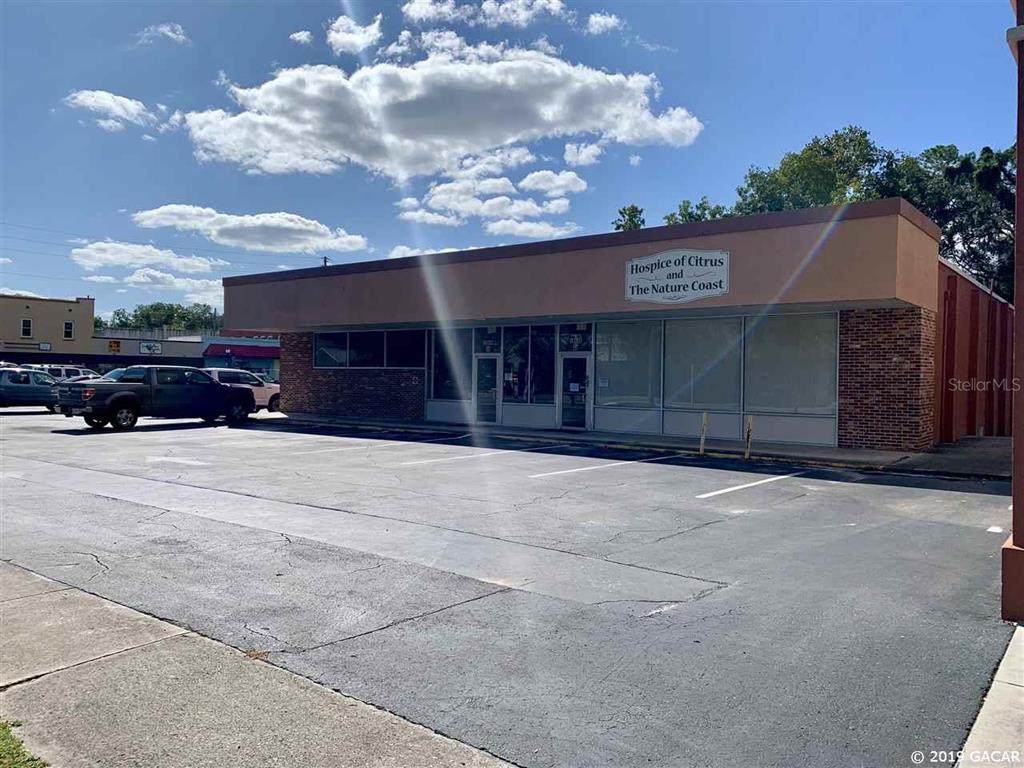 150 Main St - Photo 1