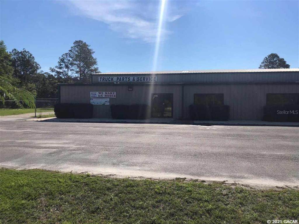 10065 Us Highway 301 - Photo 1