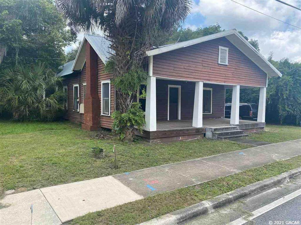 7010 221ST Street - Photo 1