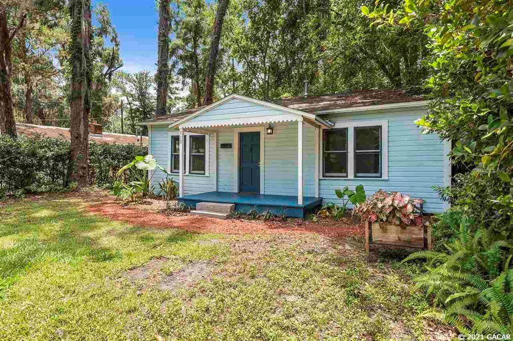 713 10th Avenue - Photo 1