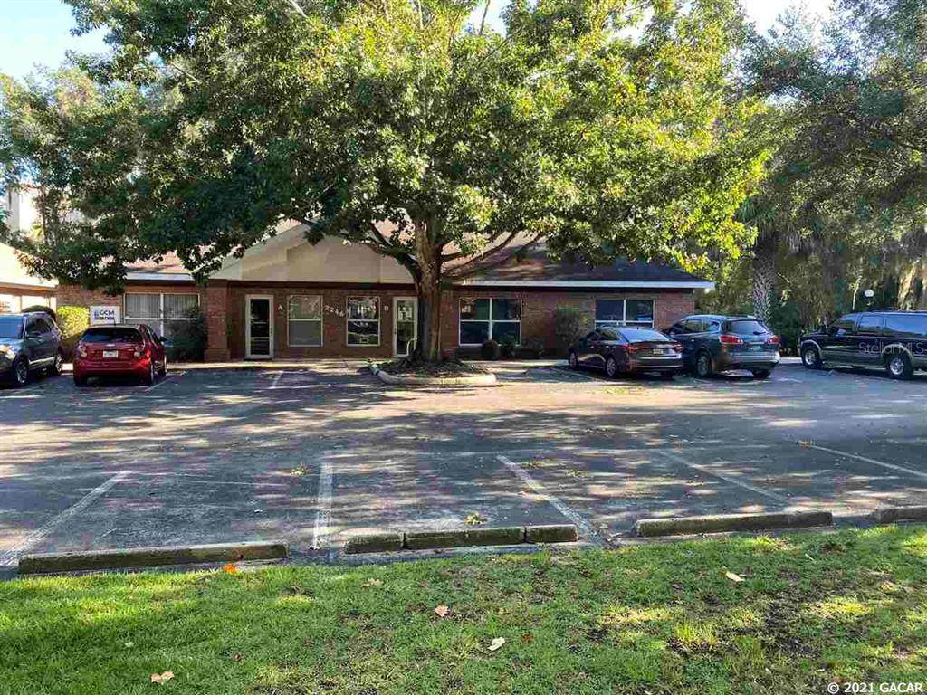 2246 40th Terrace - Photo 1
