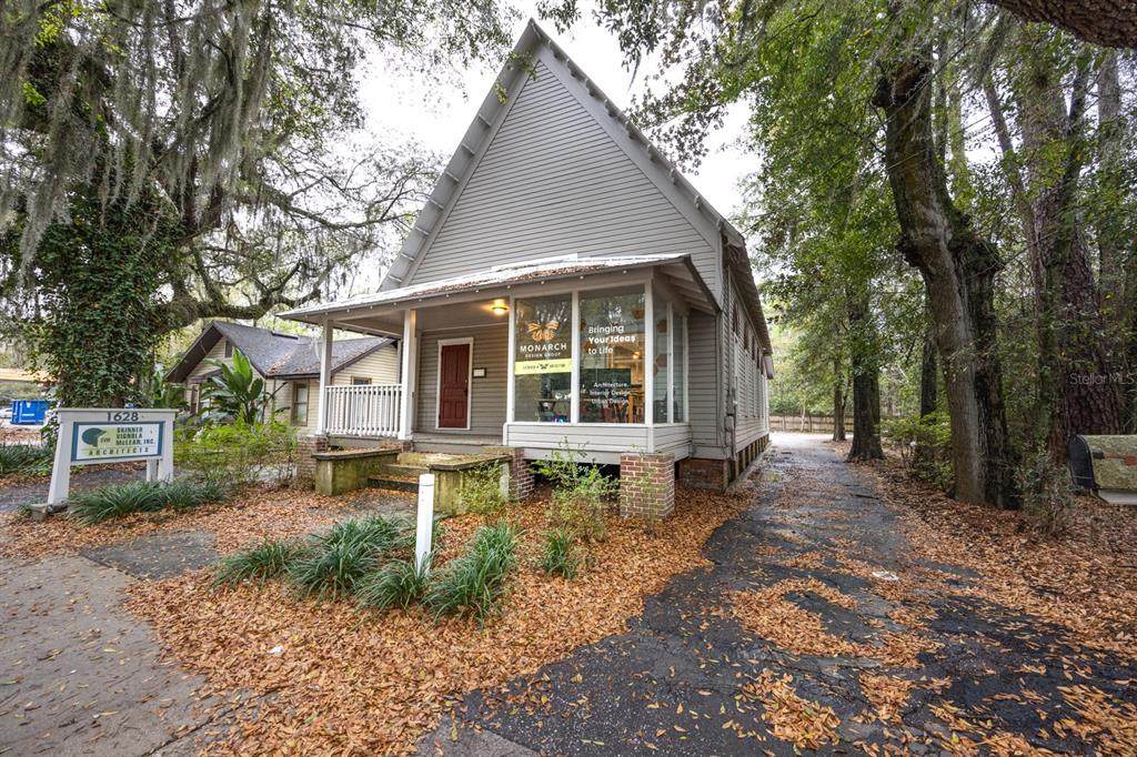 1628 6TH Street - Photo 1