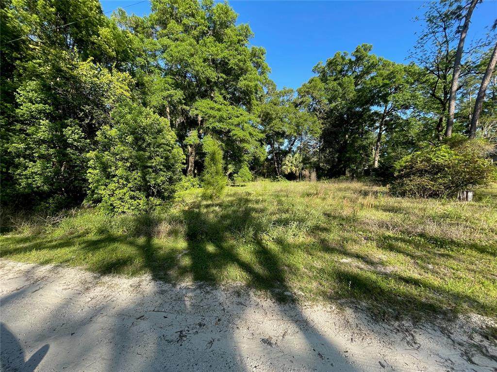 515 7TH Street - Photo 1