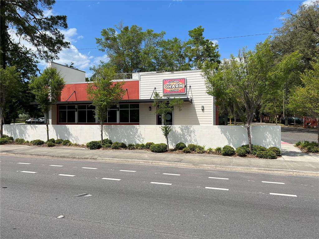 1714 Hawthorne Road - Photo 1