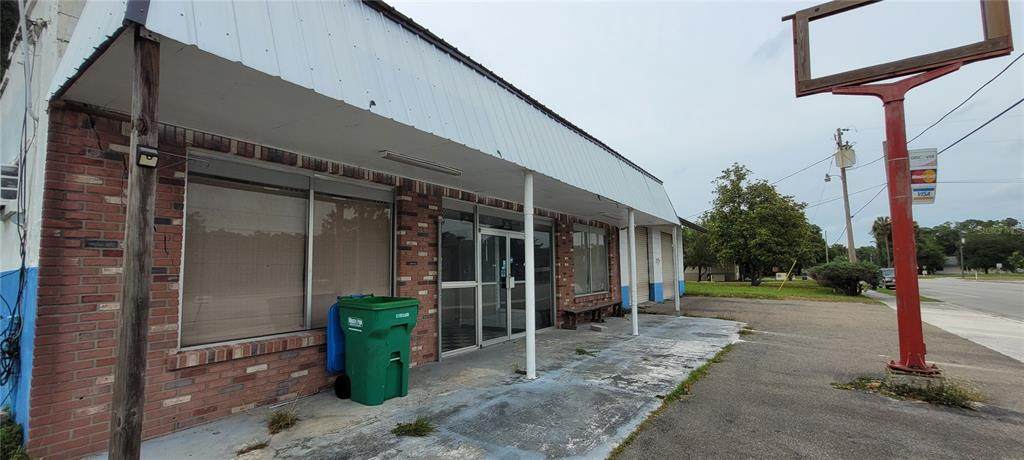 230 250TH Street - Photo 1