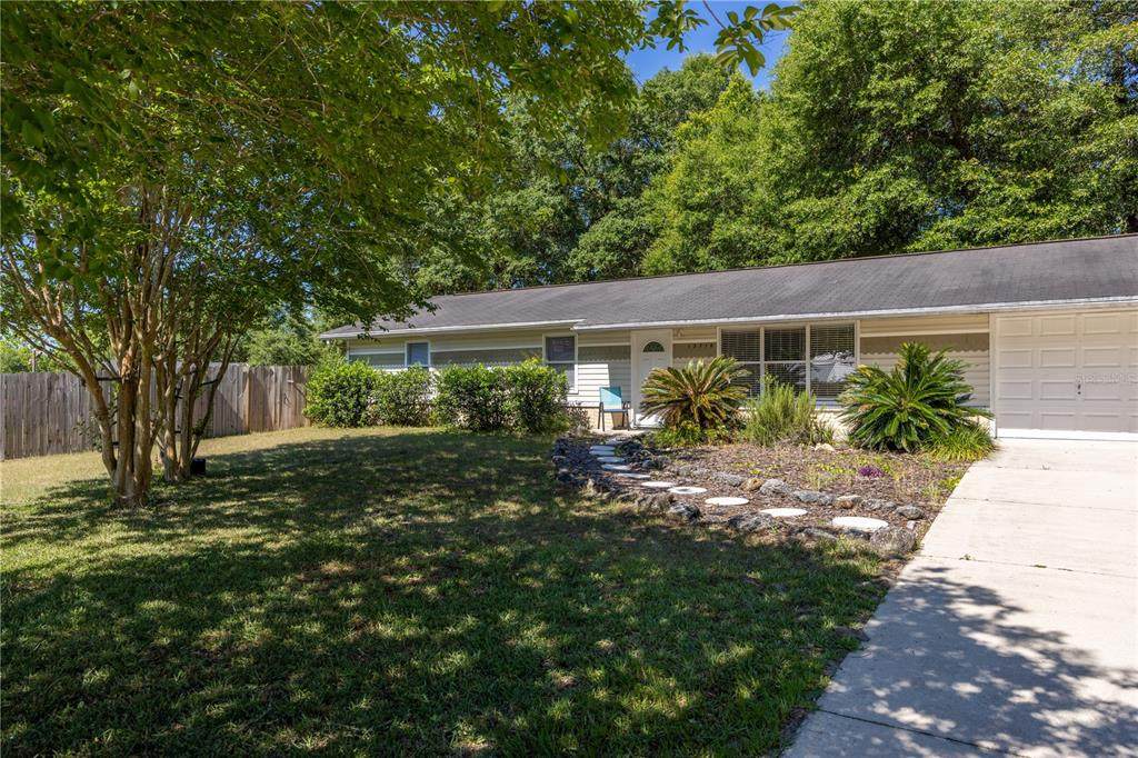 13718 137TH Terrace - Photo 1