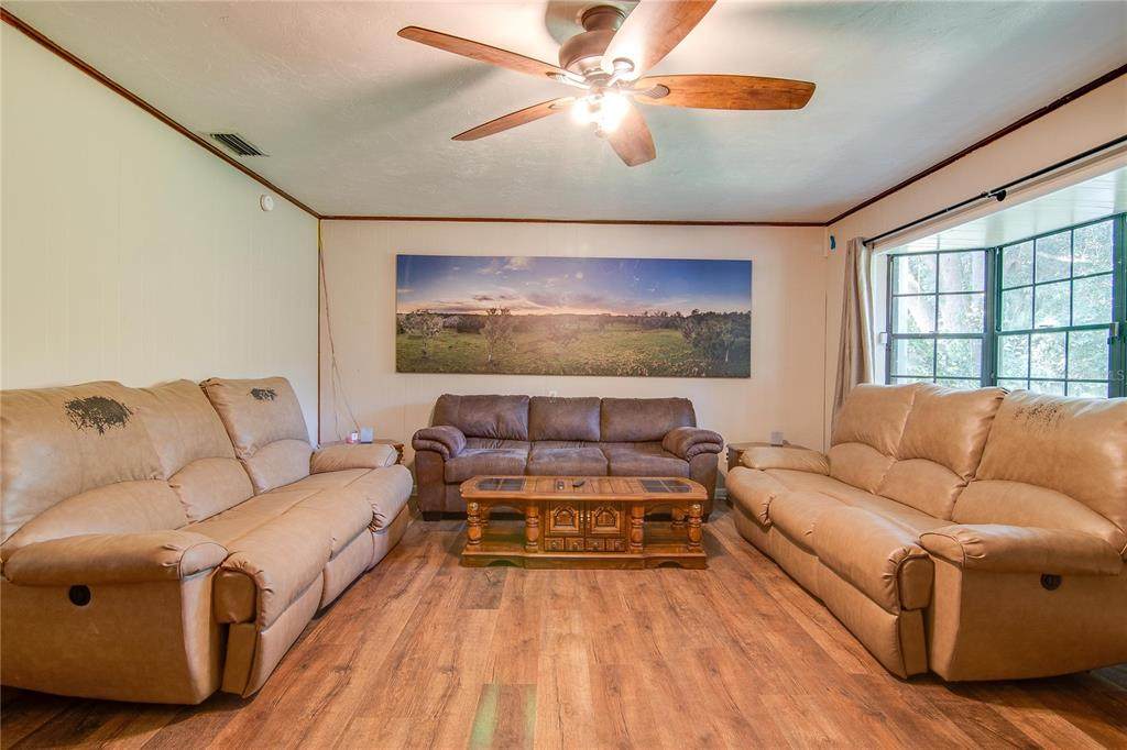 6406 170TH Street - Photo 1