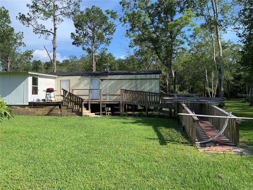 8901 Us Highway 301 - Photo 1