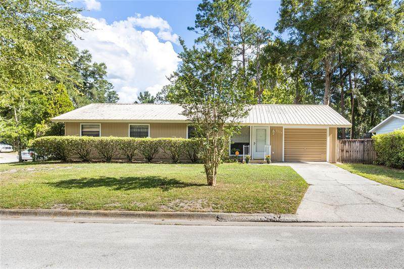 2219 43RD Avenue - Photo 1