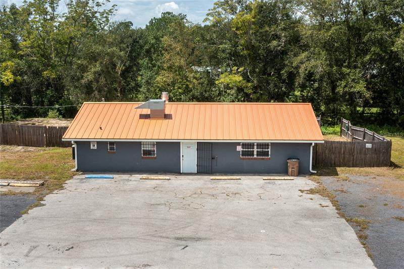 10204 State Road 100 - Photo 1
