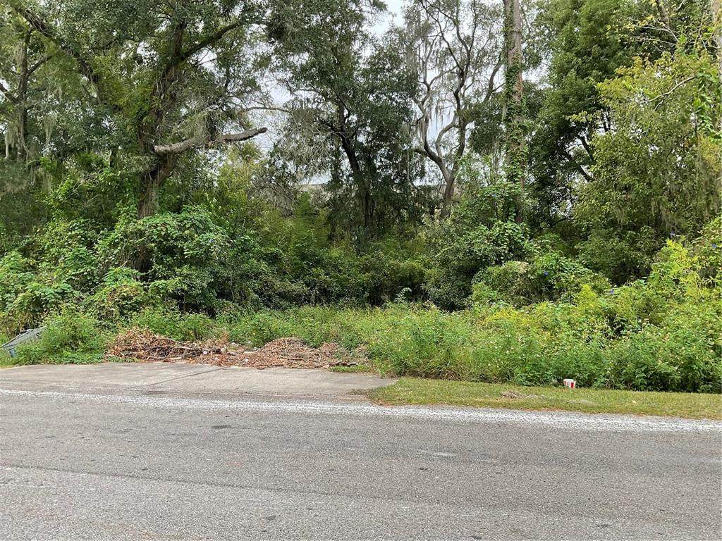 1528 42 Street - Photo 1