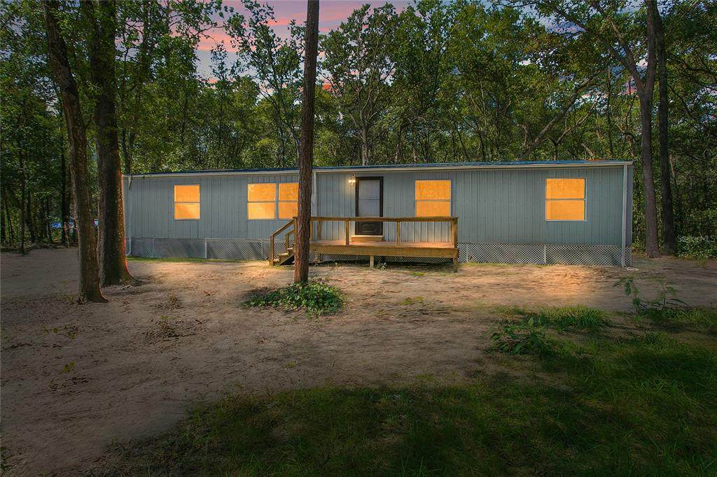 107 Oak Circle - Photo 1