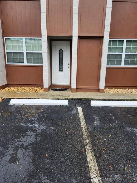 1114 6th Street - Photo 1