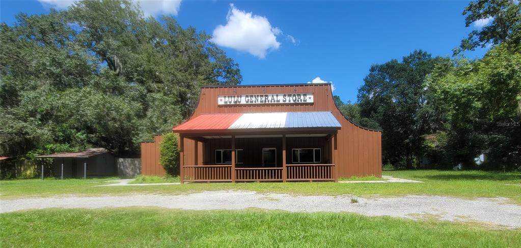 8717 State Road 100 - Photo 1