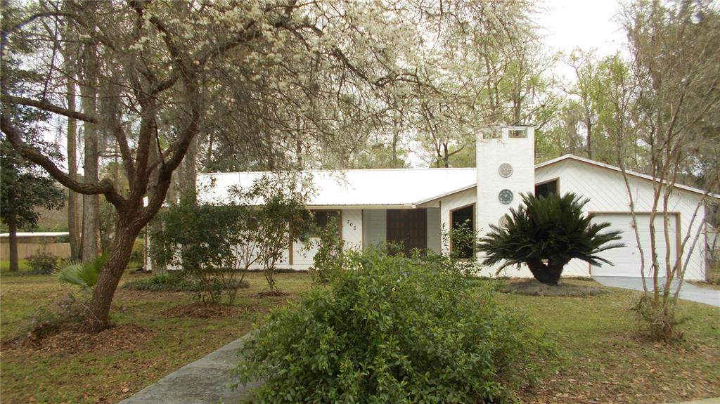 706 97th Terrace - Photo 1