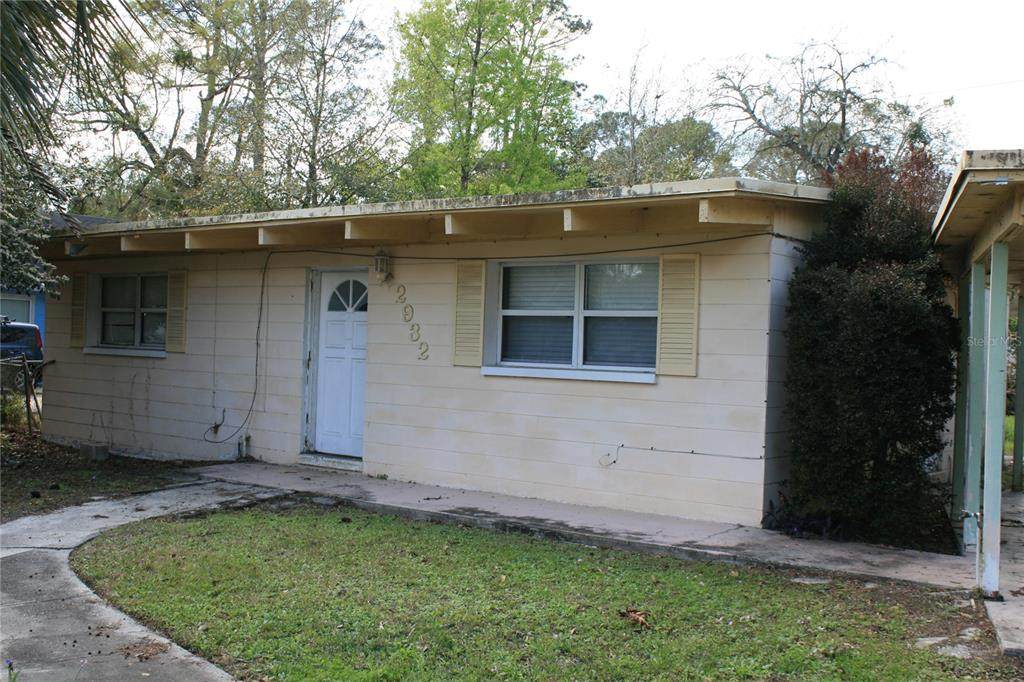 2932 11TH Terrace - Photo 1