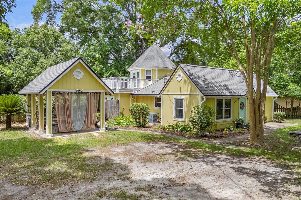 16476 137TH Avenue - Photo 1