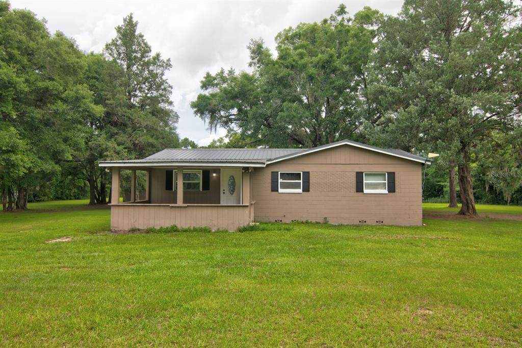 18702 94TH Avenue - Photo 1
