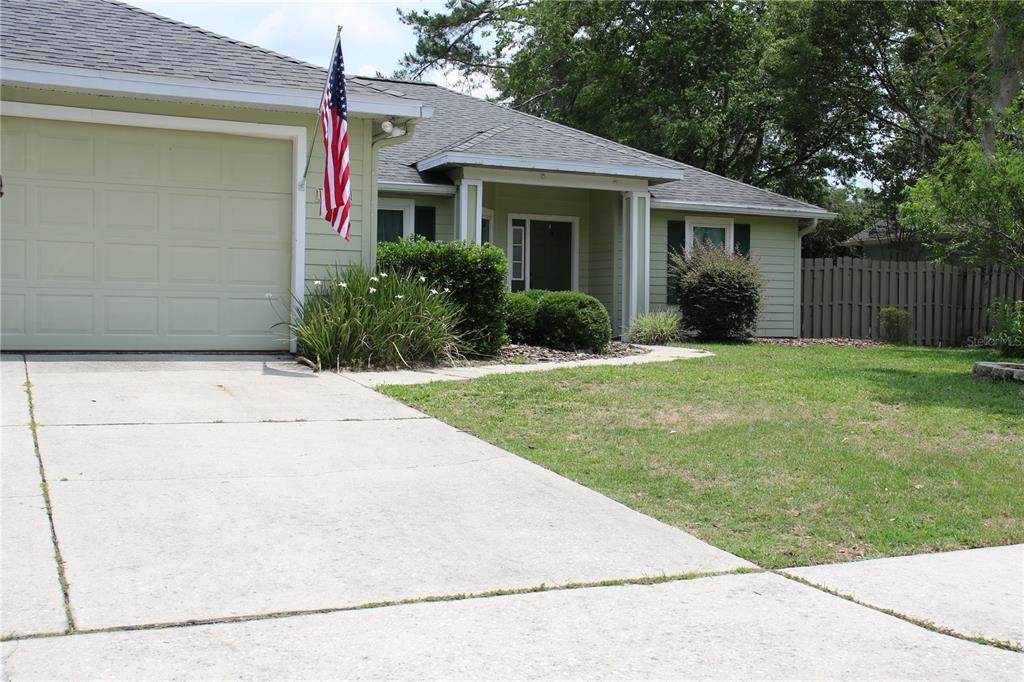 1035 89TH Drive - Photo 1